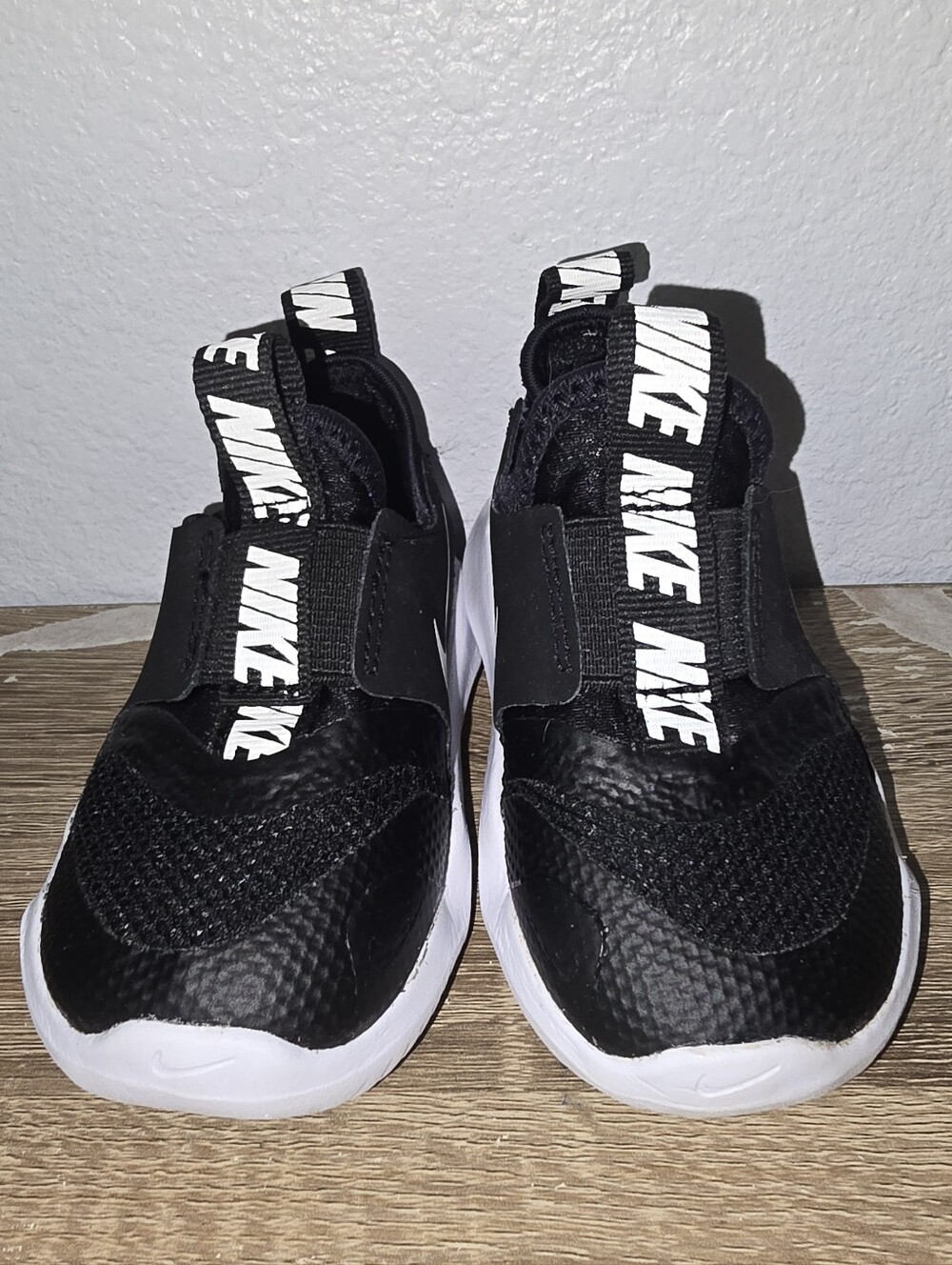 Nike Flex Runner Trainer Black & White Toddler Baby Sneakers Shoes Child Size 5C - Picture 3 of 9